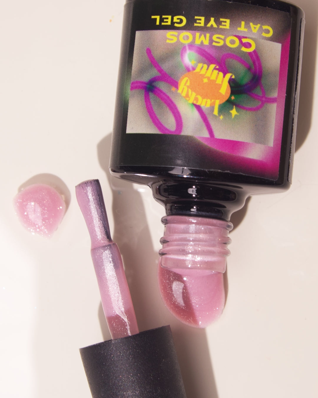 01 Aurora Spinel, Cosmos Cat Eye Gel