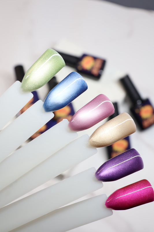 Crystal cat eye gels