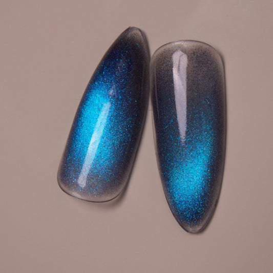 02 Cosmic Sapphire, Cosmos Cat Eye Gel