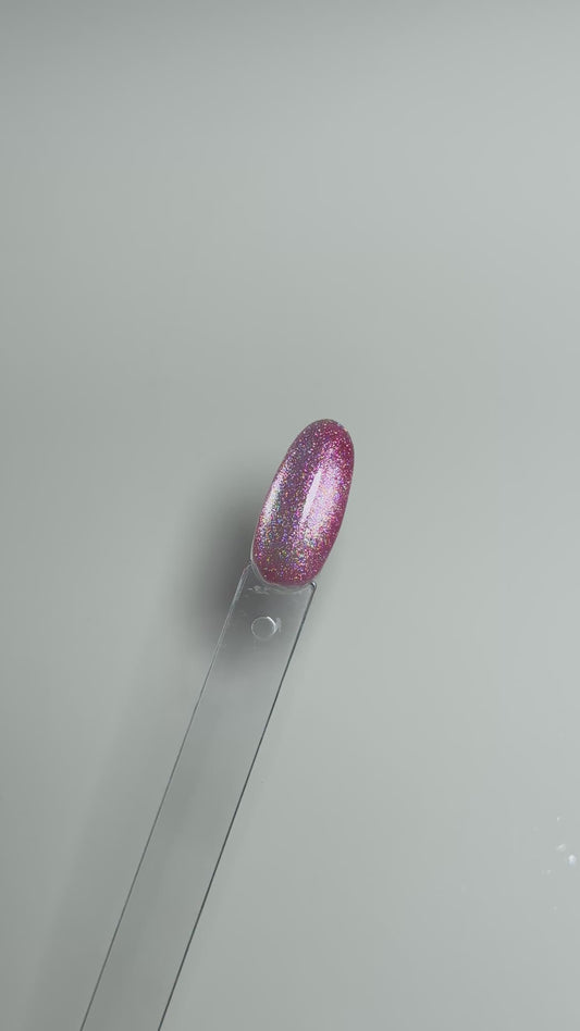 Sparkling cat eye gel 05 Rosy Glimmer