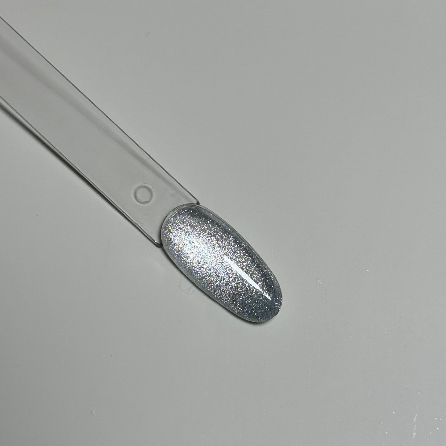 Sparkling cat eye gel 01 Moonlit Silver